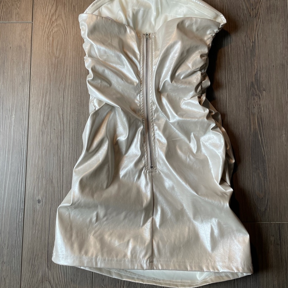 Mini Dress - Picture 2 of 3